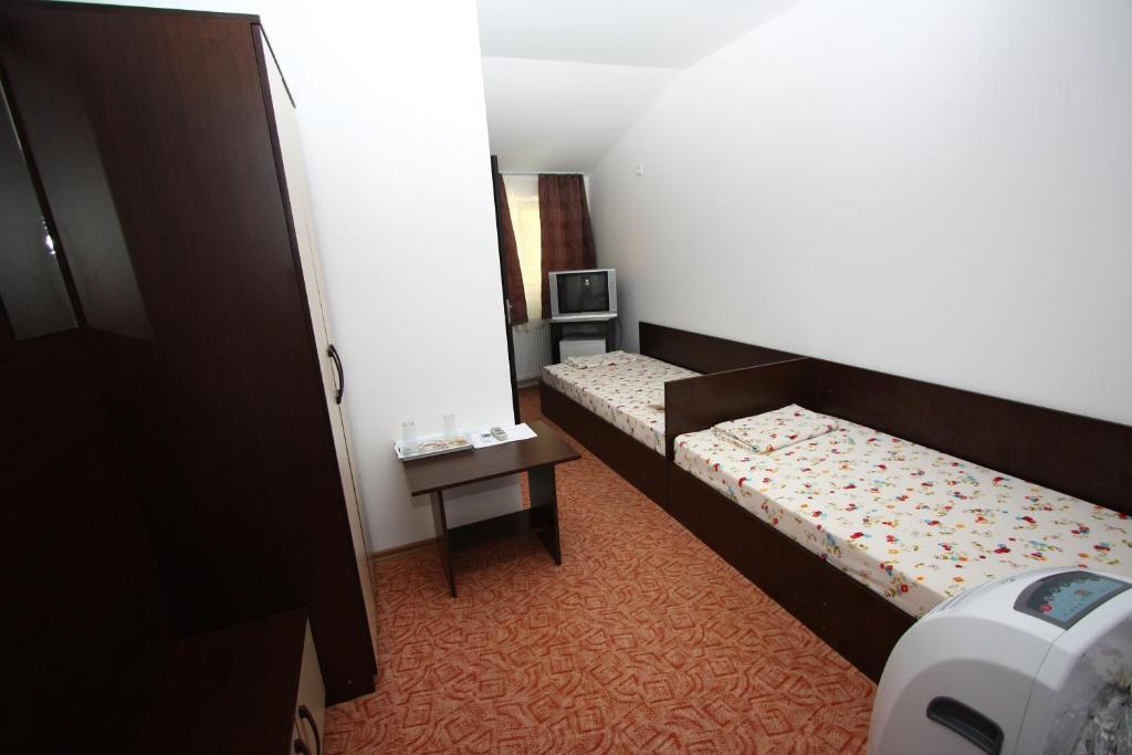 בוקרשט Hotel Basarab מראה חיצוני תמונה
