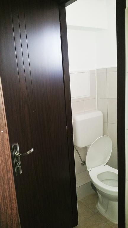 בוקרשט Hotel Basarab מראה חיצוני תמונה